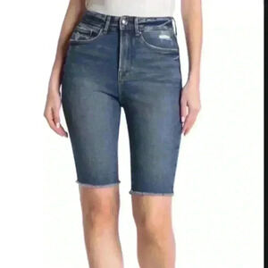 𝅺GOOD American Frayed Bermuda Denim Shorts 0/25